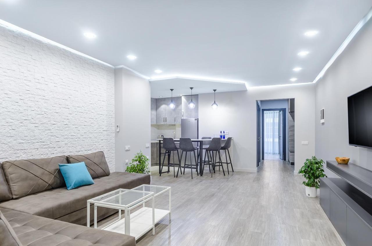 Green Line Apartment Mtsvane Konts'khi Buitenkant foto